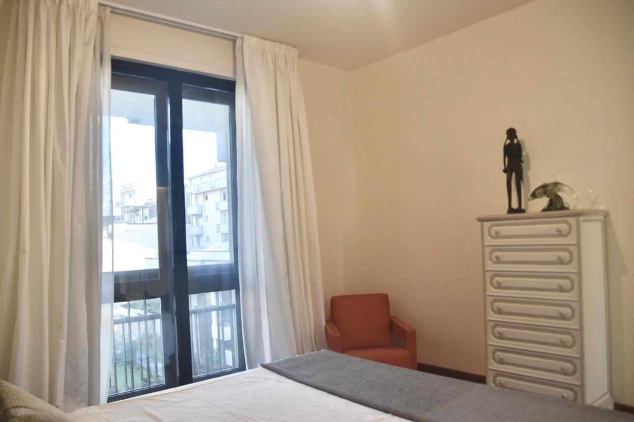 Fronte Mare Con Parcheggio Privato *